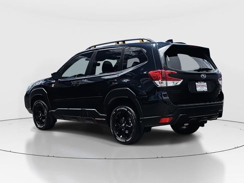 Used 2024 Subaru Forester Wilderness w/ Convenience Package AWD/4WD image 7