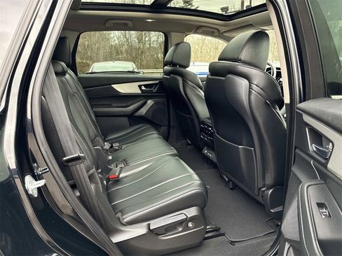 Used 2023 Acura MDX SH-AWD image 12