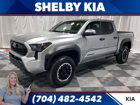 Used 2024 Toyota Tacoma TRD Off-Road AWD/4WD image 1