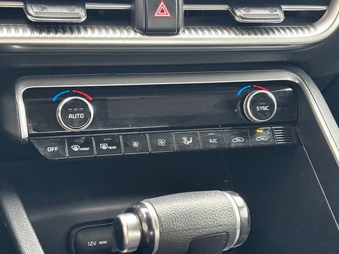 Used 2023 Kia K5 LXS image 12