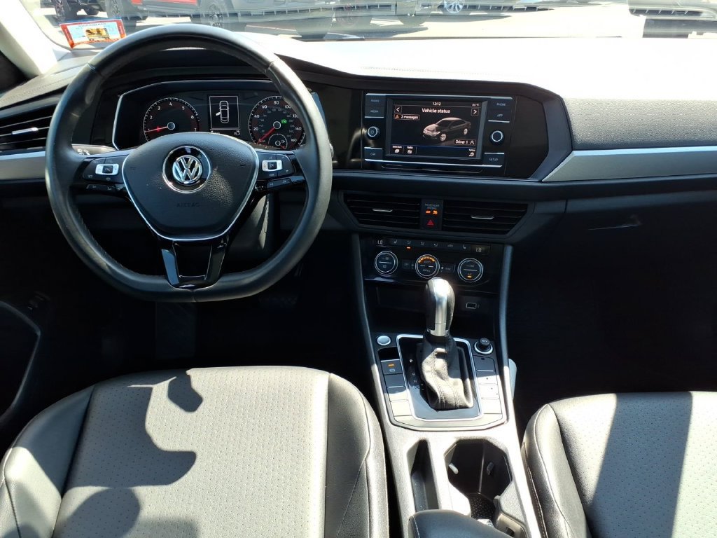 Used 2019 Volkswagen Jetta SE FWD image 14