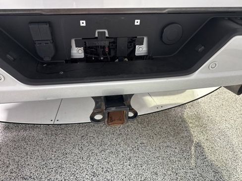 Used 2022 Chevrolet Silverado 3500 High Country image 28