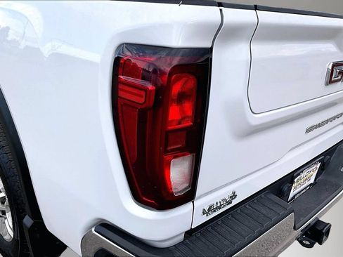 Used 2022 GMC Sierra 2500 SLE w/ SLE Convenience Package RWD image 23