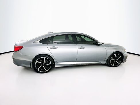 Used 2018 Honda Accord Sport image 10