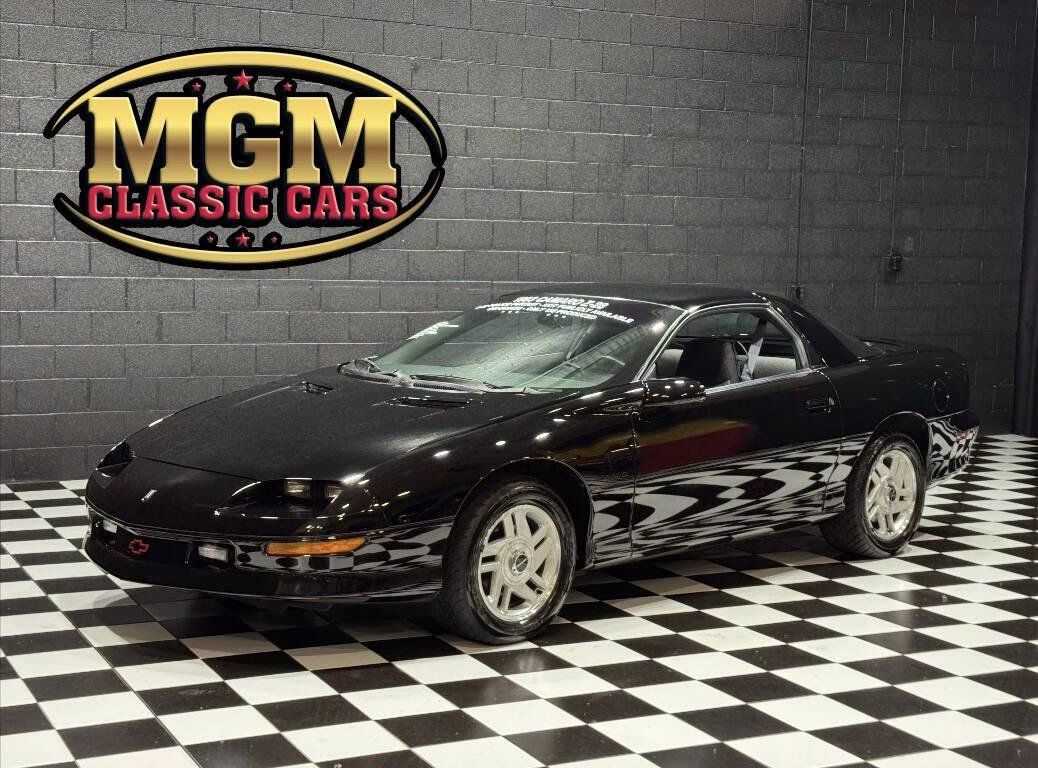 Used 1993 Chevrolet Camaro Z28 RWD image 1