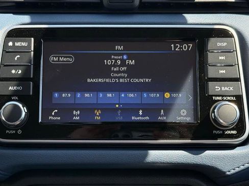 New 2025 Nissan Versa SV w/ Trunk Package image 27