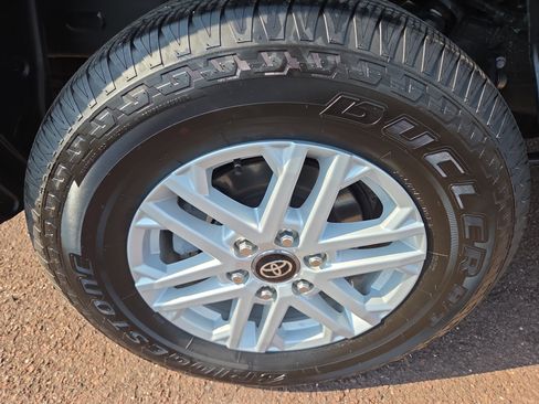 Certified 2026 Toyota Tundra SR5 image 10