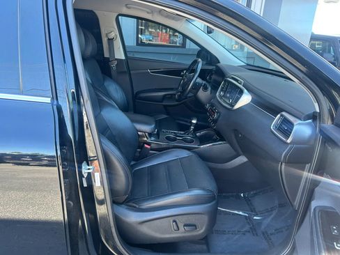 Used 2019 Kia Sorento EX FWD image 25