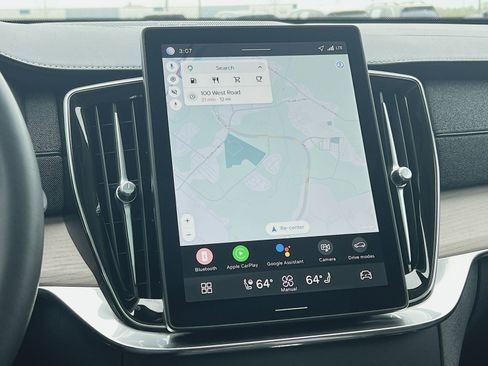 New 2026 Volvo XC90 B6 Plus w/ Protection Package Premier image 28