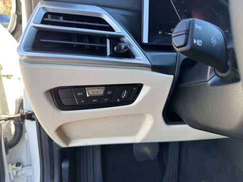 New 2026 BMW 330i 330i w/ Premium Package image 31