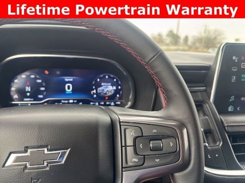 Used 2024 Chevrolet Suburban RST w/ Luxury Package image 15