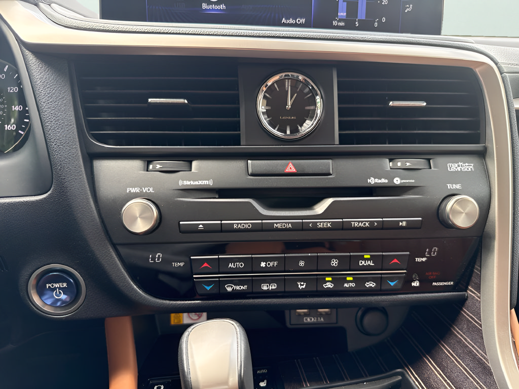 Used 2022 Lexus RX 450h AWD w/ Luxury Package image 28