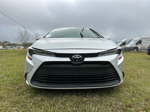 Used 2024 Toyota Corolla LE image 11