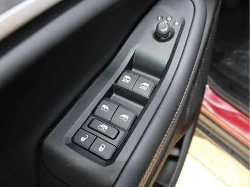 New 2025 Jeep Grand Cherokee Limited w/ Trailer Tow Package image 10