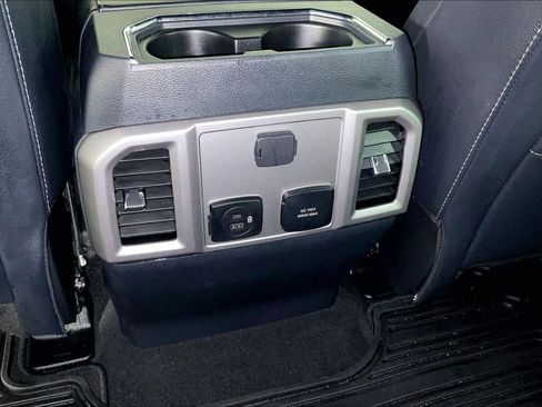 Used 2022 Ford F250 Lariat w/ Tremor Off-Road Package AWD/4WD image 30