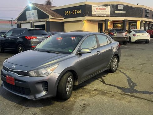 Used 2019 Kia Rio S image 4