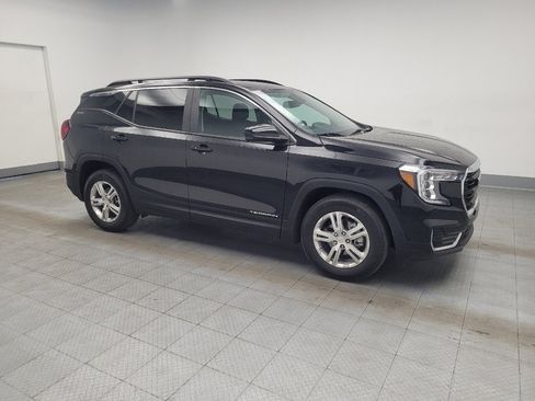 Used 2022 GMC Terrain SLE w/ Driver Convenience Package image 11