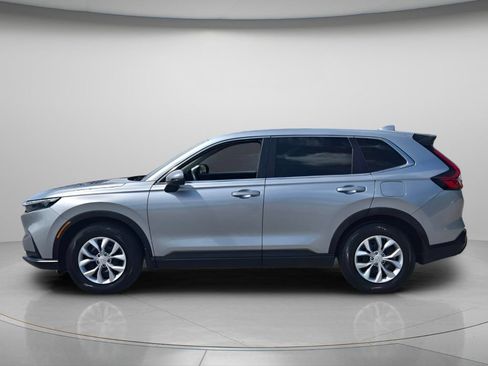 Used 2023 Honda CR-V LX image 3