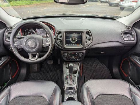 Used 2019 Jeep Compass Trailhawk AWD/4WD image 22