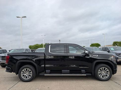 New 2026 GMC Sierra 1500 Denali w/ Technology Package AWD/4WD image 3