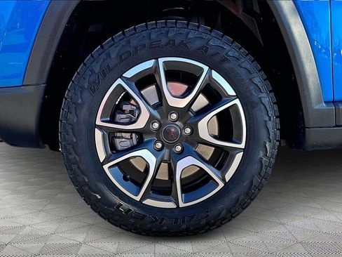 Used 2025 Jeep Compass Trailhawk w/ Trailhawk Elite Group image 21