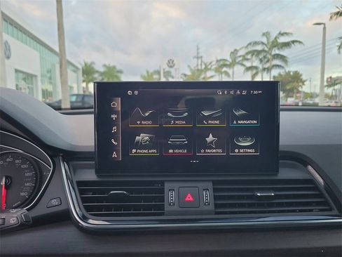 Used 2022 Audi Q5 2.0T Premium image 20