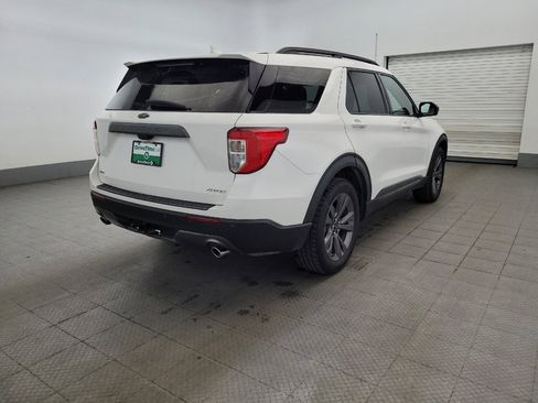 Used 2021 Ford Explorer XLT w/ Equipment Group 202A AWD/4WD image 9