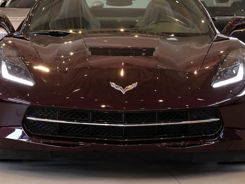 Used 2017 Chevrolet Corvette Stingray Coupe w/ Battery Protection Package image 13