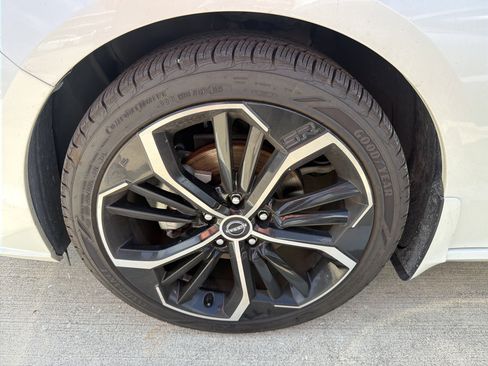 Used 2023 Nissan Altima 2.5 SR image 4