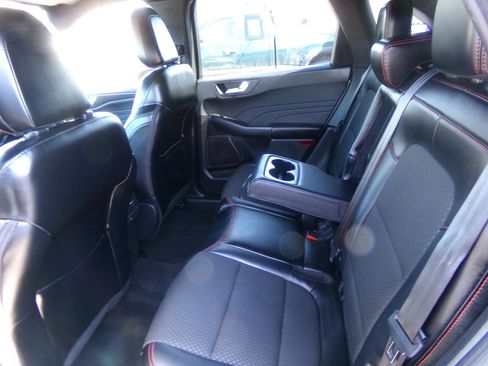 Used 2024 Ford Escape ST-Line Select w/ Tech Pack #1 image 31