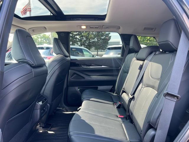 Used 2023 INFINITI QX60 Pure AWD/4WD image 20
