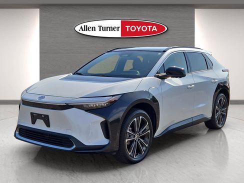 Used 2023 Toyota bZ4X Limited w/ Weather Package image 3