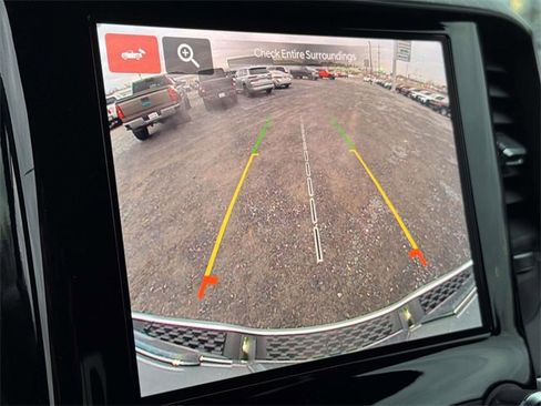 New 2026 RAM 1500 4x4 Crew Cab image 4