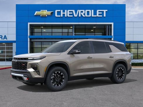 New 2026 Chevrolet Traverse Z71 w/ Enhanced Driving Package AWD/4WD image 2