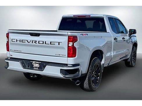 Used 2025 Chevrolet Silverado 1500 Custom w/ Turbomax Blackout Package image 6