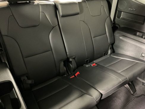 Used 2022 Kia Telluride EX image 23