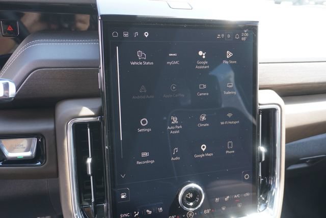 Used 2026 GMC Yukon Denali Ultimate w/ LPO, Floor Liner Package AWD/4WD image 37