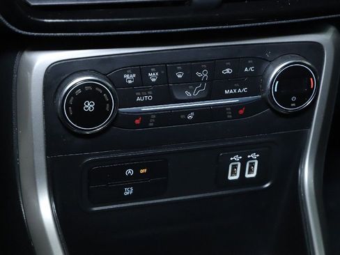 Used 2020 Ford EcoSport Titanium image 26