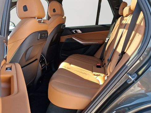 Certified 2022 BMW X5 xDrive40i w/ Premium Package image 8