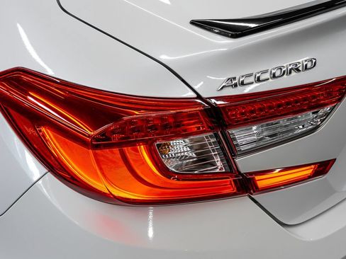 Used 2021 Honda Accord Sport image 14