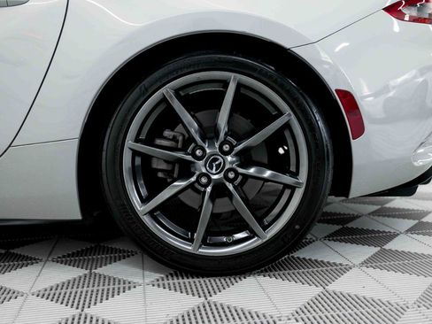 Used 2019 MAZDA MX-5 Miata Grand Touring w/ GT-S Package RWD image 44