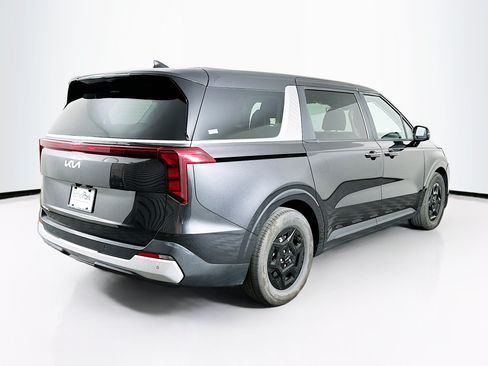Used 2026 Kia Carnival FWD image 9
