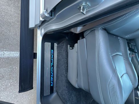 Used 2023 Chevrolet Express 2500 Extended image 29