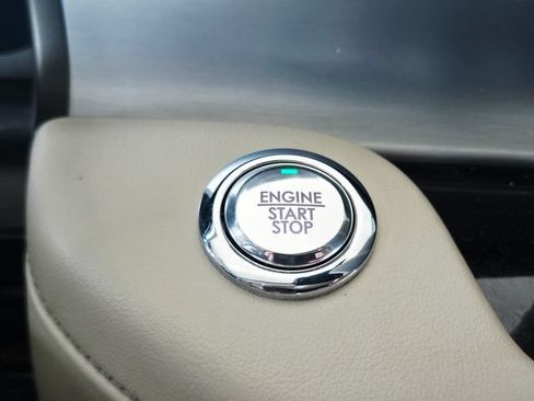 Used 2021 Lincoln Aviator 2WD image 27