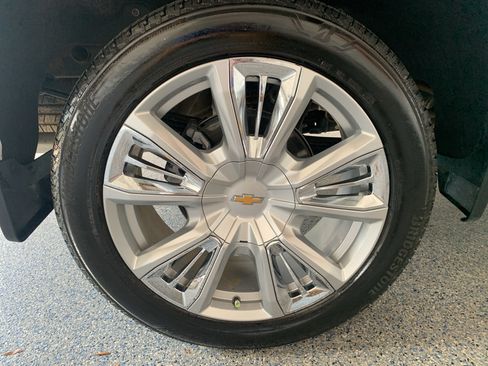 Used 2026 Chevrolet Silverado 1500 High Country AWD/4WD image 34