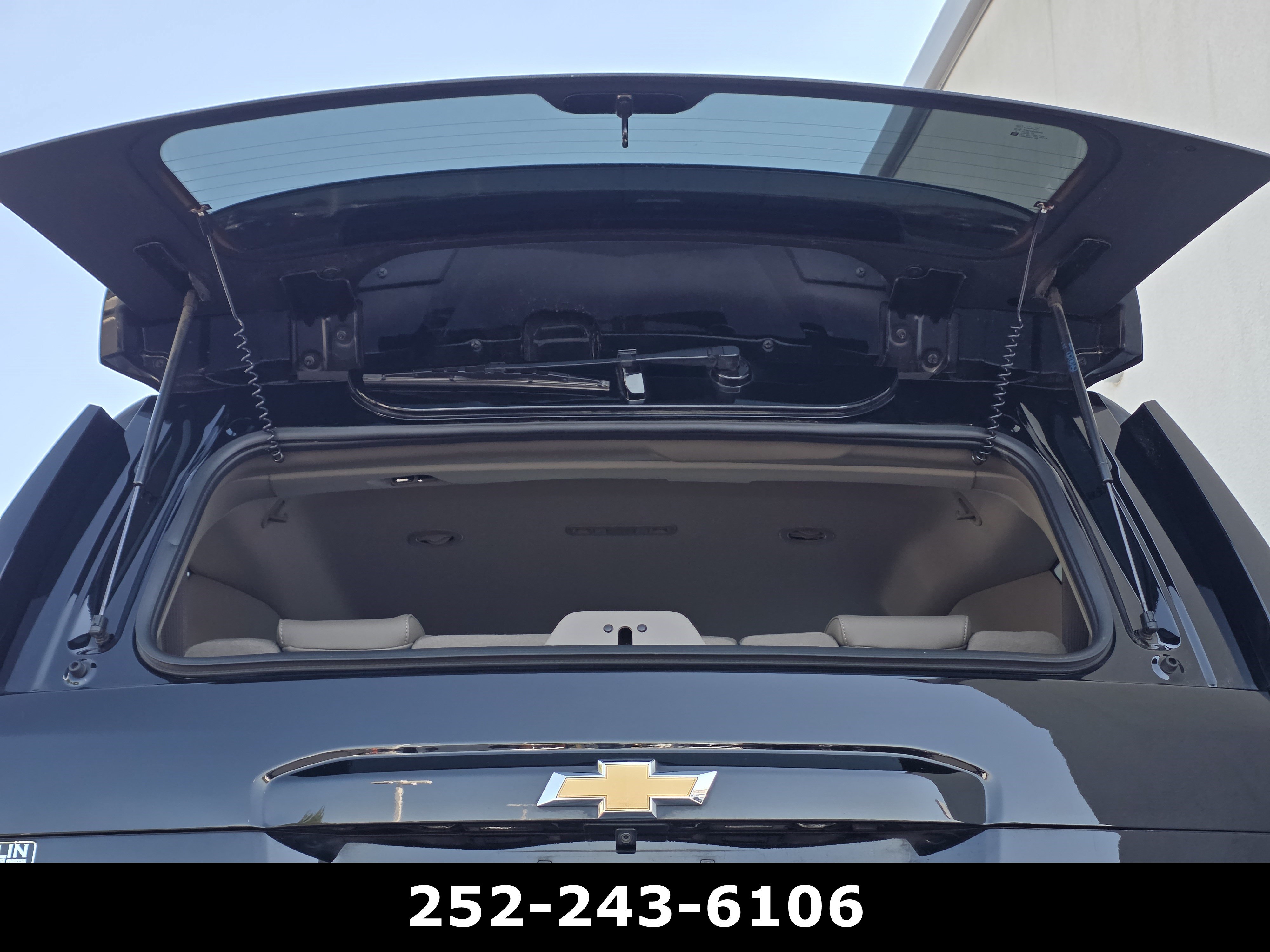 Used 2020 Chevrolet Tahoe LT RWD image 34
