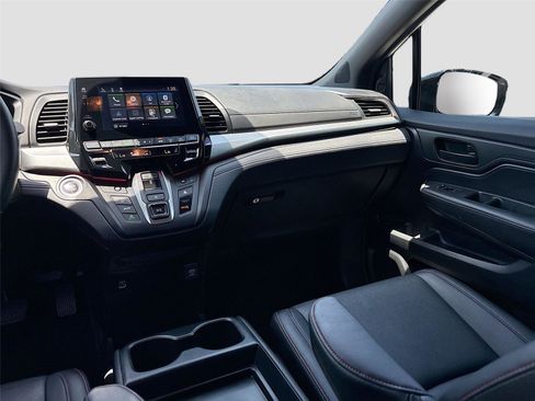 Used 2024 Honda Odyssey Sport image 27