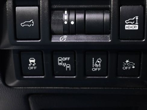 Used 2019 Subaru Outback 2.5i Touring image 24