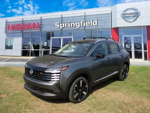 New 2026 Nissan Kicks SR w/ Cold Weather Package image 3