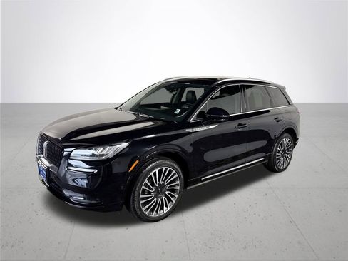 Used 2022 Lincoln Corsair Reserve w/ Equipment Group 201A image 2